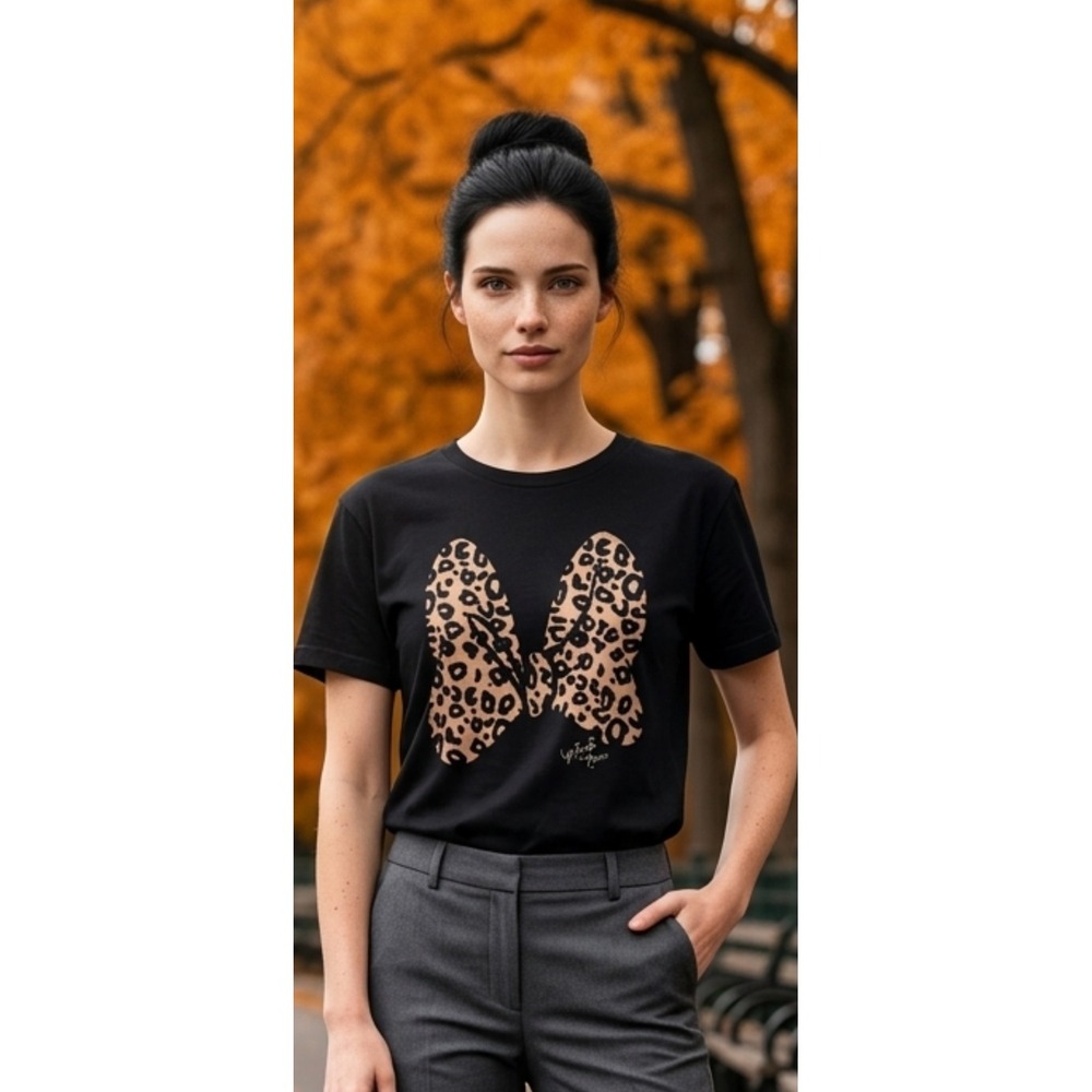 Disney Minnie Mouse Leopard Print Bow Graphic T-Shirt Black XL Short Sleeve